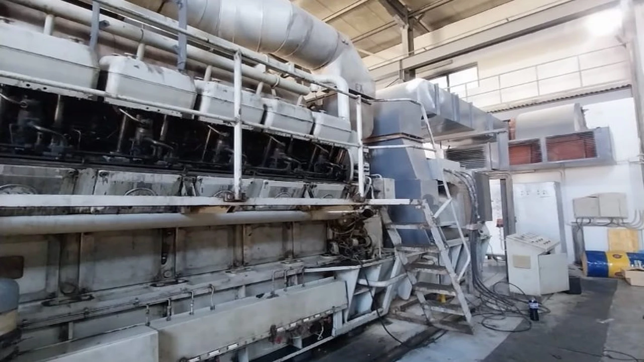 مصر الوسطى للكهرباء تُشغل وحدة ديزل جديدة بالفرافرة بقدرة 2.5 ميجا فولت